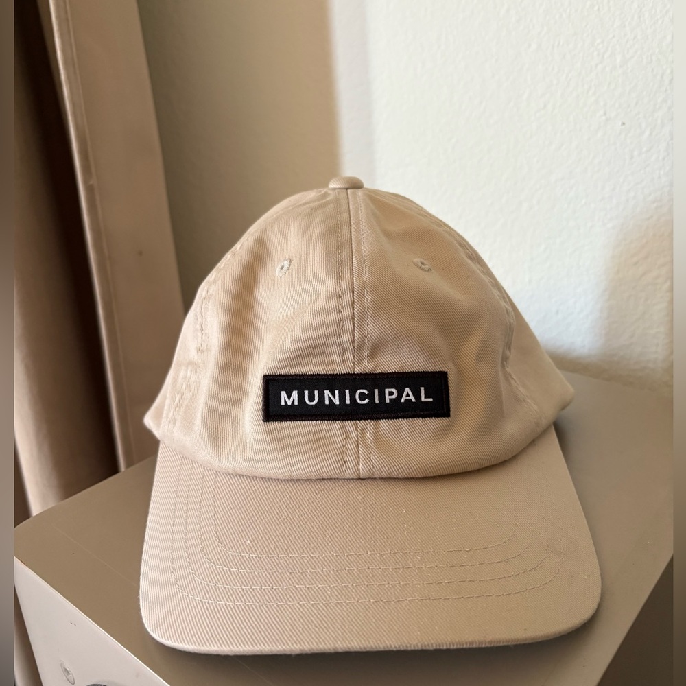 Municipal Beige Cap
